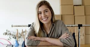 découvrez comment élaborer une stratégie commerciale efficace: analyse de marché, ciblage, proposition de valeur, pipeline, kpi et crm pour augmenter vos ventes.