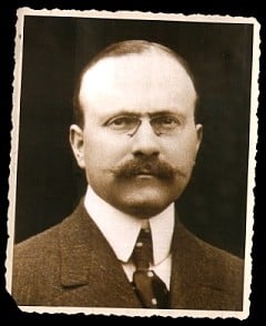 portrait d’André Citroën, fondateur des usines automobiles du quai de Javel